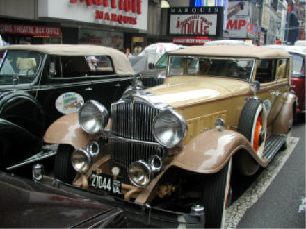 1932 Packard 903, owned by Bill Wilcox