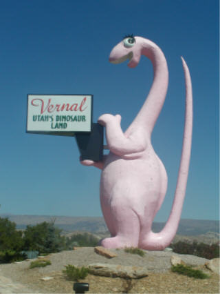 Pink dinosaur, Vernal, UT