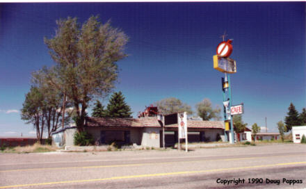 Abandoned motel, Bliss, ID