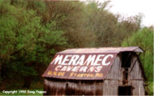 ...and the other side of that barn, touting a Route 66 attraction