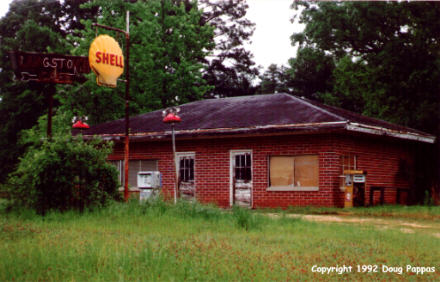 Abandoned gas station/store near Henderson, GA