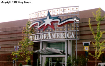 Entrance to just-opened Mall of America, Bloomington, MN