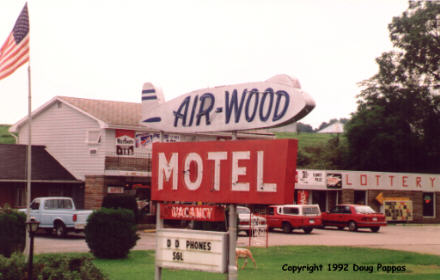 Motel E of Zanesville, OH