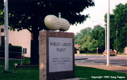 The self-proclaimed World's Largest Peanut, Durant, OK