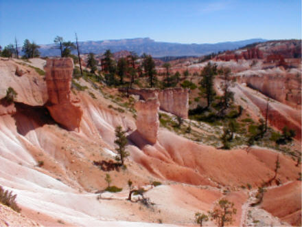 Views ALong Queen's Garden Trail, Bryce Canyon National Park