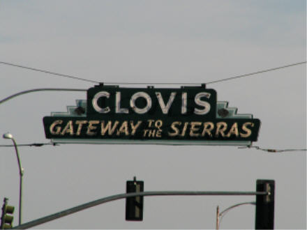 Welcome arch, Clovis, CA
