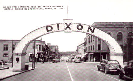 World War Memorial Arch on Lincoln Highway, Dixon, IL