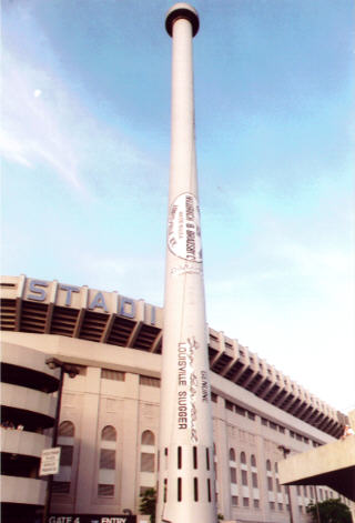The World's Largest Bat, outside Yankee Stadium
