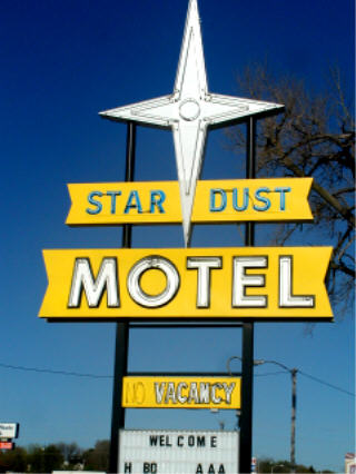 Star Dust Motel sign