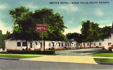 Sioux Falls motel postcard